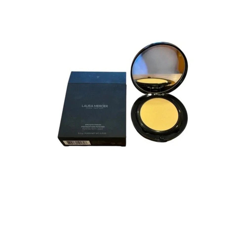 Laura Mercier Smooth Finish Foundation Powder 1N2 Compact with Mirror READ